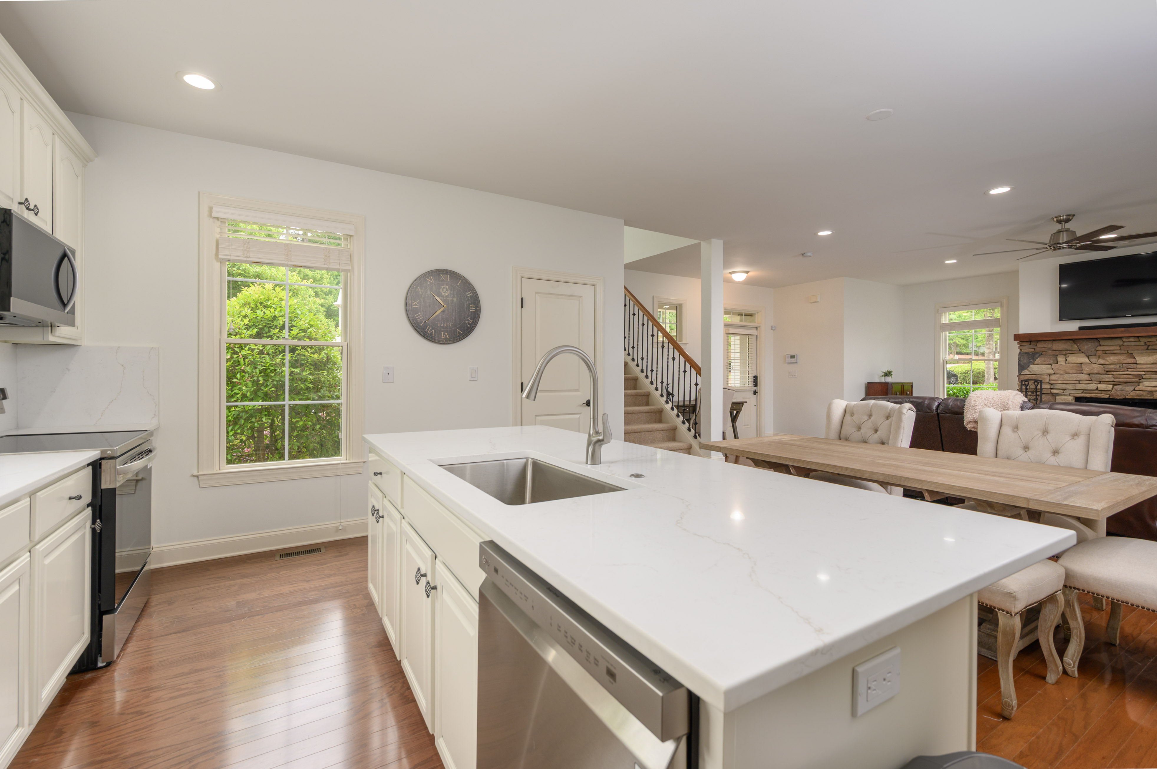 1101 Starboard Drive image 14